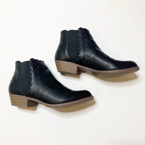 Report Black booties Size 10